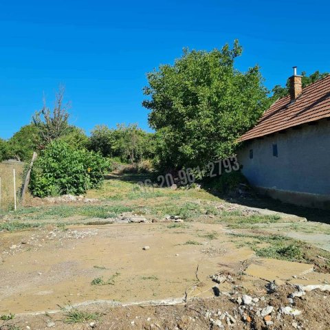 Eladó telek, Rózsaszentmártonon, Ady Endre utcában 4.5 M Ft