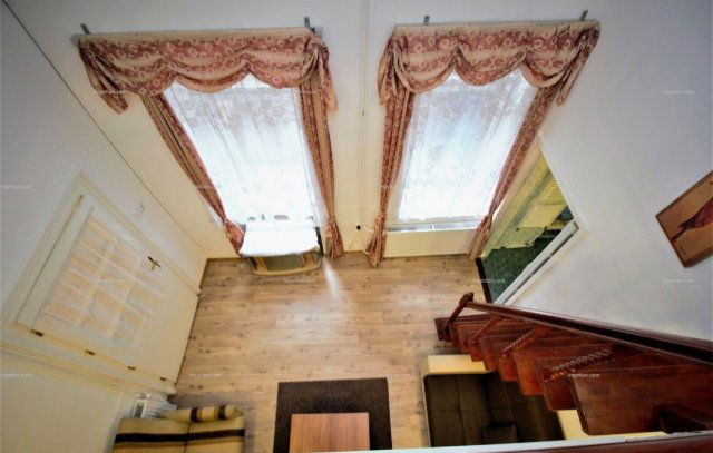 Eladó téglalakás, Budapesten, VI. kerületben 50 M Ft, 1 szobás