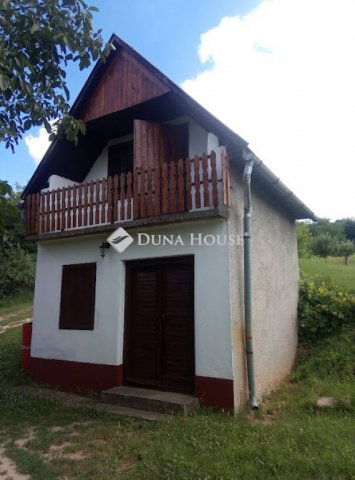 Eladó nyaraló, Bajnán 6.9 M Ft, 1 szobás / költözzbe.hu