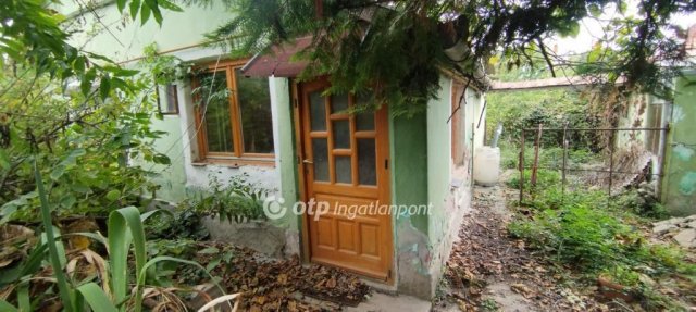 Eladó családi ház, Szekszárdon 27 M Ft, 2+2 szobás