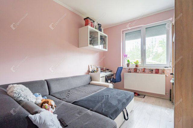 Eladó téglalakás, Monoron 89.49 M Ft, 4 szobás