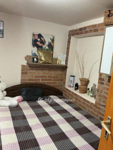 Eladó családi ház, Nyírpazonyon 36.8 M Ft, 2+1 szobás