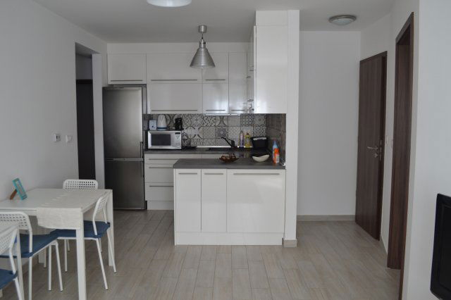 Kiadó téglalakás, albérlet, Szegeden 175 E Ft / hó, 2 szobás