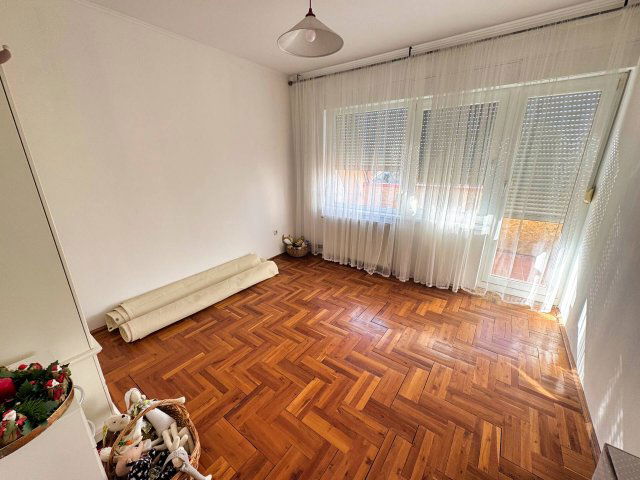 Eladó sorház, Székesfehérvárott 88 M Ft, 5 szobás