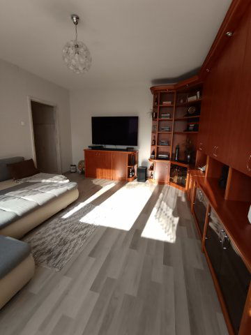 Eladó panellakás, Kecskeméten 74.9 M Ft, 2 szobás