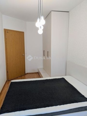 Eladó téglalakás, Budapesten, XIII. kerületben 71.99 M Ft