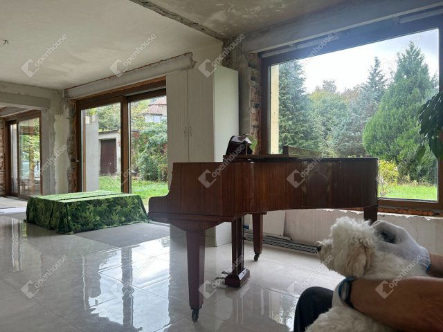 Eladó családi ház, Zalaegerszegen 97 M Ft, 7 szobás