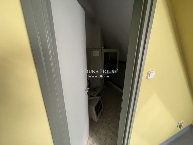 Eladó iroda, Kecskeméten 250 M Ft / költözzbe.hu