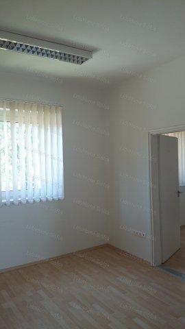 Kiadó iroda, Siófokon 117 E Ft / hó, 3 szobás