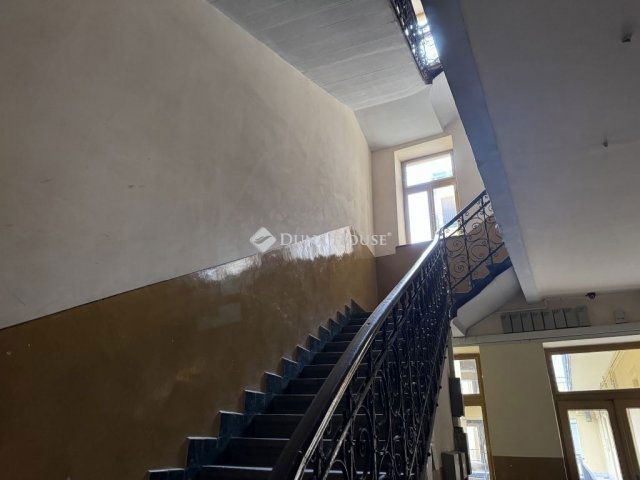 Eladó téglalakás, Budapesten, VIII. kerületben 76 M Ft, 3 szobás