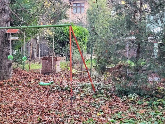 Eladó téglalakás, Budapesten, II. kerületben 180 M Ft