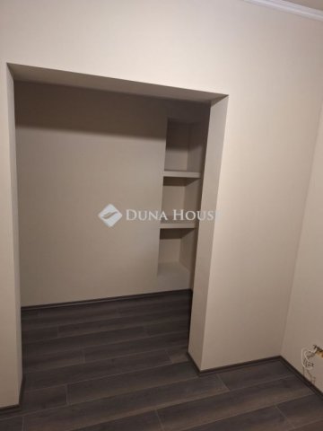 Eladó családi ház, Budapesten, XXI. kerületben 59 M Ft, 3 szobás