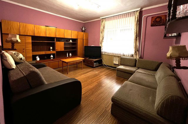 Eladó ikerház, Halimbán 53 M Ft, 2 szobás / költözzbe.hu