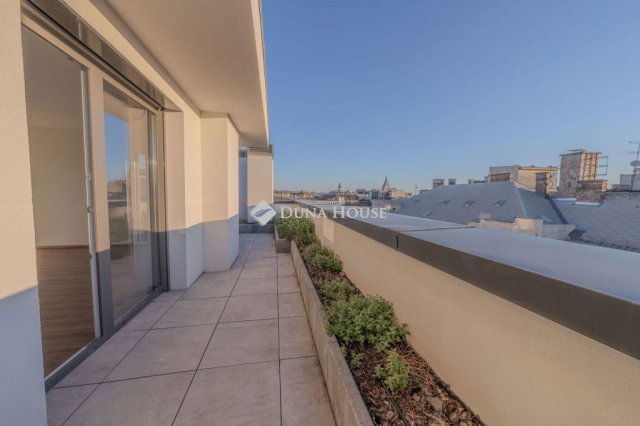 Eladó téglalakás, Budapesten, VIII. kerületben 249.9 M Ft