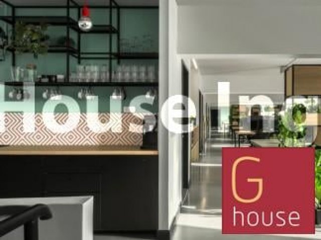 Kiadó iroda, Budapesten, VII. kerületben, Károly körúton