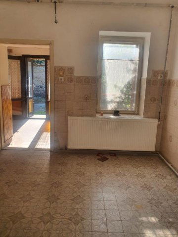 Eladó családi ház, Tüskeváron 19.9 M Ft, 4 szobás