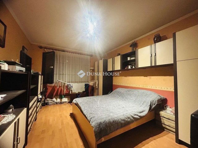 Eladó családi ház, Lajosmizsén 129 M Ft, 5 szobás