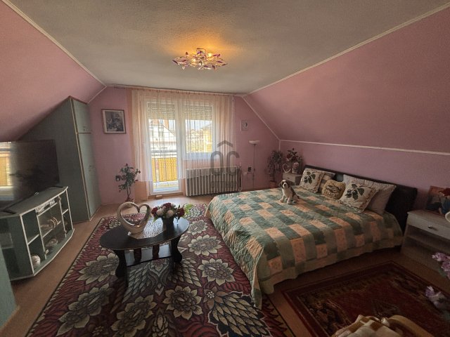 Eladó családi ház, Hajdúszoboszlón 107 M Ft, 6 szobás