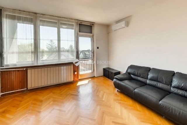 Eladó téglalakás, Szentendrén 73.9 M Ft, 3 szobás