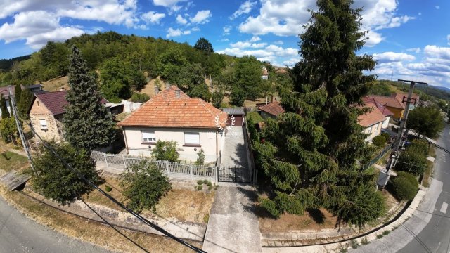 Eladó családi ház, Ózdon, Damjanich úton 15.5 M Ft, 3 szobás