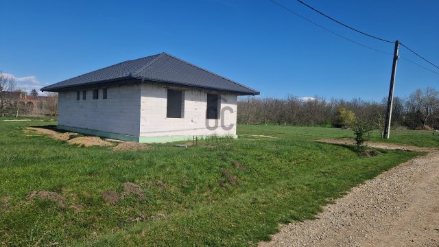 Eladó családi ház, Hejőkeresztúron 29.9 M Ft, 4 szobás