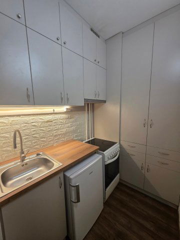 Eladó panellakás, Mosonmagyaróváron 39.9 M Ft, 2 szobás