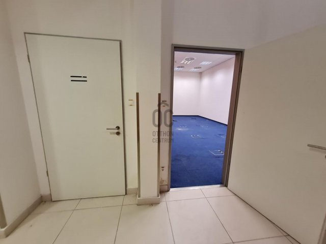 Eladó ipari ingatlan, Budapesten, VIII. kerületben 660.32 M Ft