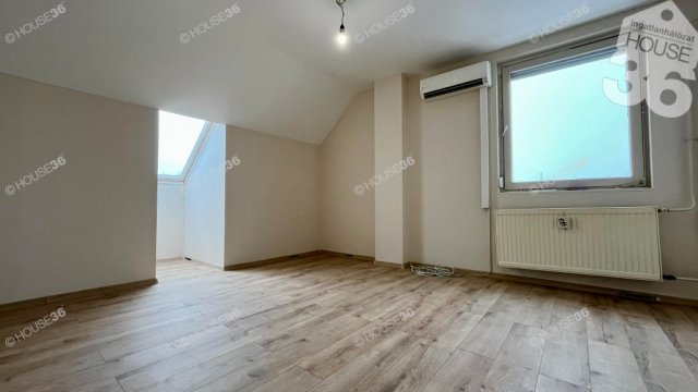 Eladó téglalakás, Kecskeméten 43 M Ft, 2 szobás