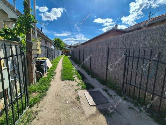 Eladó téglalakás, Gyömrőn 89.99 M Ft, 4 szobás