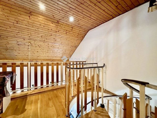 Eladó téglalakás, Pécsett 56.99 M Ft, 3 szobás