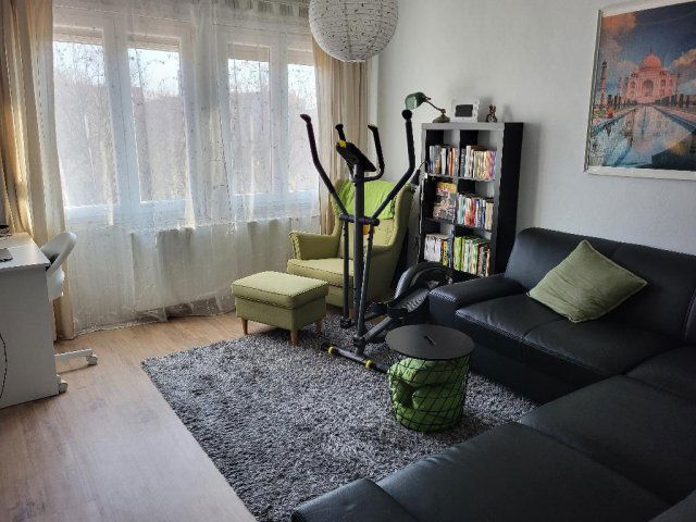 Eladó téglalakás, Budapesten, XIV. kerületben 130 M Ft