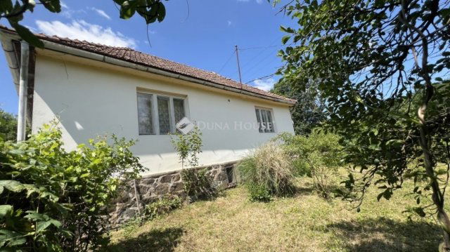Eladó családi ház, Szarvaskőben 30.99 M Ft, 2 szobás