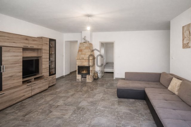 Eladó családi ház, Lovasberényben 60 M Ft, 3 szobás