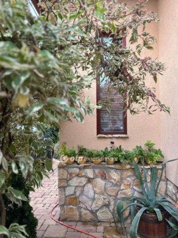 Eladó családi ház, Gyöngyösön 79.9 M Ft, 4 szobás