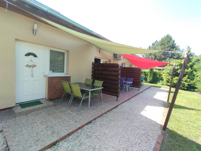 Eladó családi ház, Siófokon 129 M Ft, 6 szobás