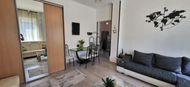 Eladó családi ház, Vecsésen 87.7 M Ft, 3 szobás