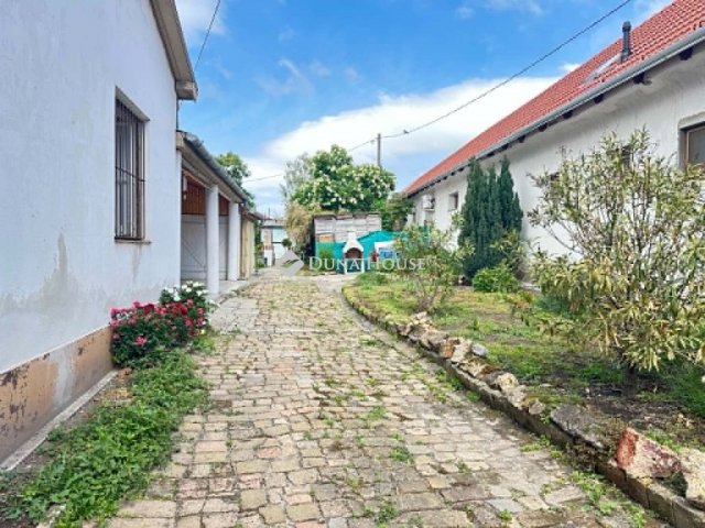 Eladó téglalakás, Nagykőrösön 18 M Ft, 1 szobás