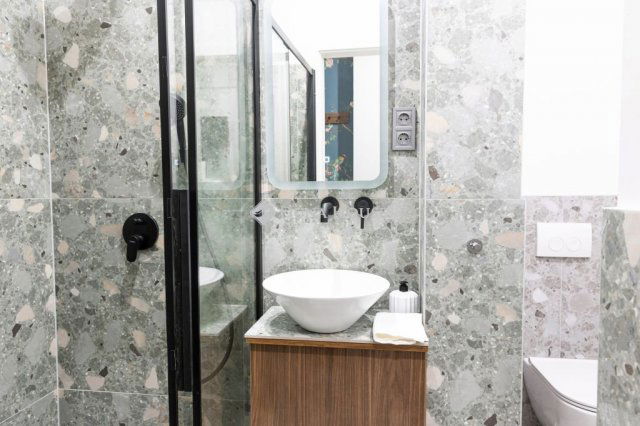 Eladó téglalakás, Budapesten, VI. kerületben, Paulay Ede utcában