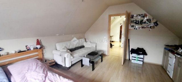 Eladó családi ház, Etyeken 68 M Ft, 5 szobás