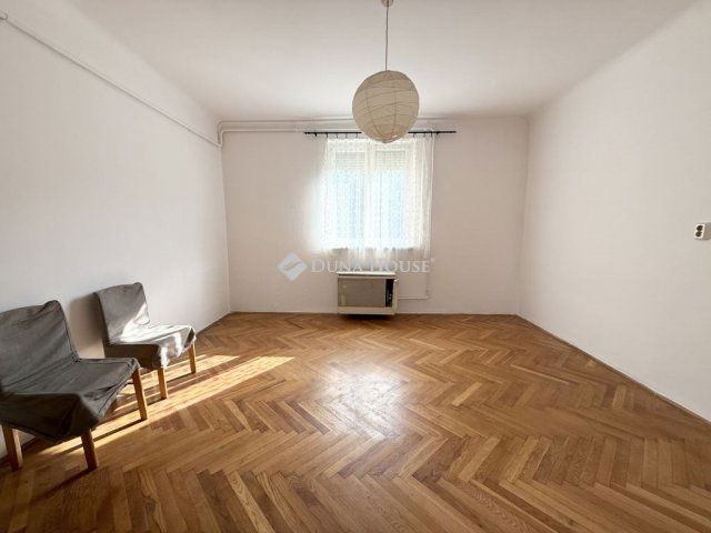 Eladó téglalakás, Budapesten, X. kerületben 47.5 M Ft, 1 szobás