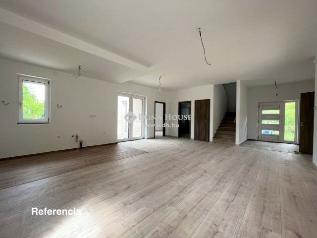 Eladó családi ház, Nagykovácsiban 235 M Ft, 5 szobás