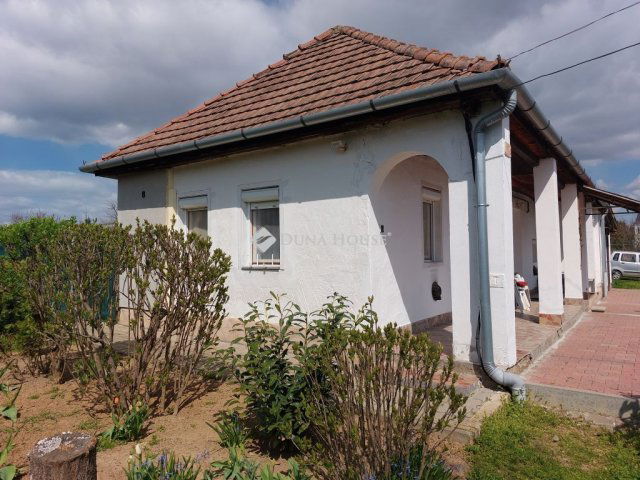Eladó családi ház, Varsányon 16.5 M Ft, 2 szobás
