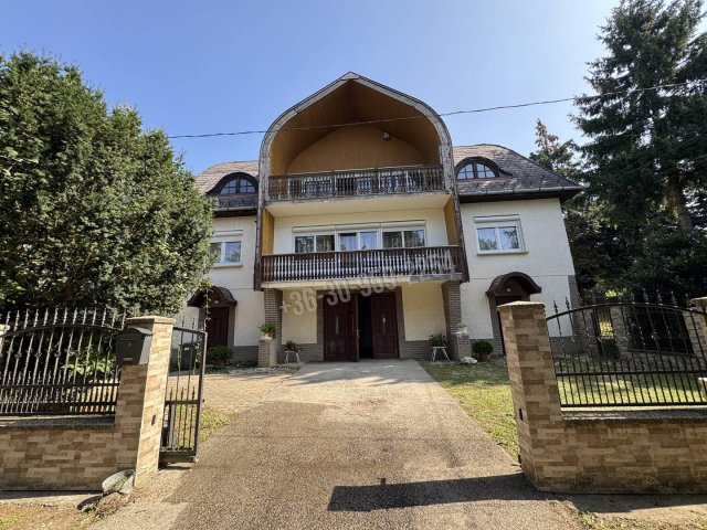 Eladó családi ház, Nagykanizsán 96 M Ft, 8 szobás