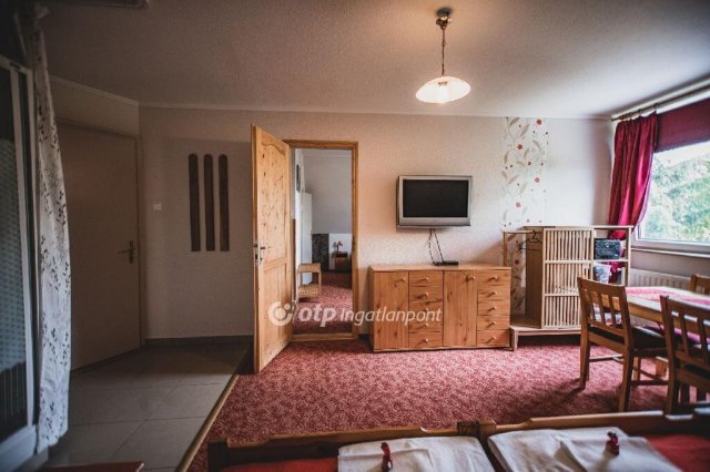 Eladó családi ház, Egerben 139 M Ft, 7 szobás