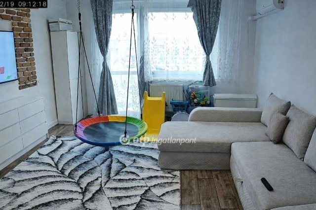 Eladó panellakás, Budapesten, XXI. kerületben 69.9 M Ft