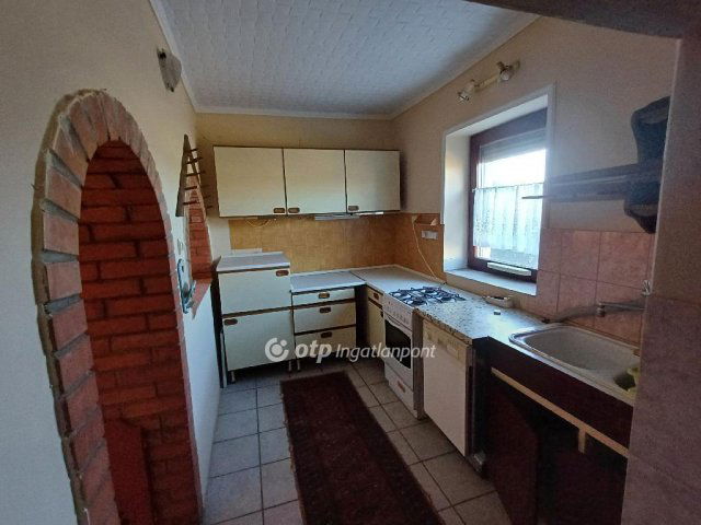 Eladó családi ház, Tiszalökön 17.9 M Ft, 2+2 szobás