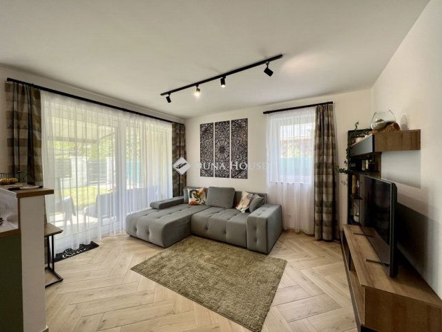 Eladó családi ház, Százhalombattán 109.99 M Ft, 3 szobás