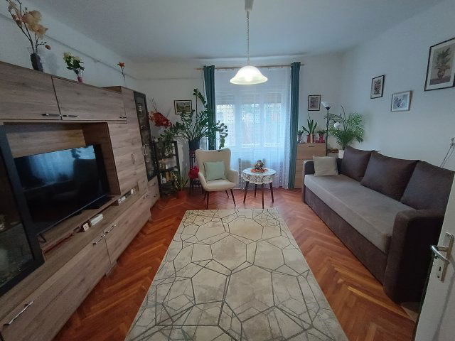 Eladó családi ház, Székesfehérvárott 45 M Ft, 3 szobás