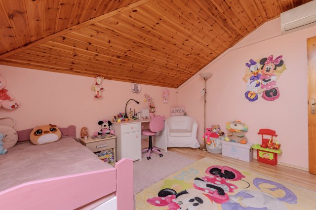 Eladó ikerház, Gödön 168 M Ft, 4 szobás / költözzbe.hu