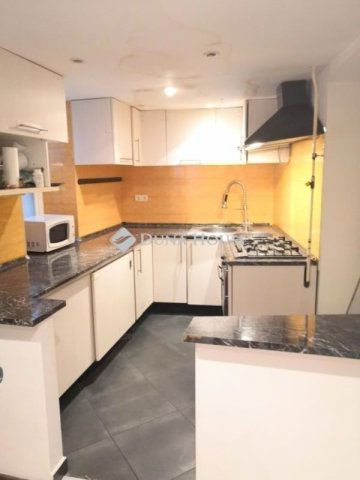 Eladó téglalakás, Budapesten, V. kerületben 119 M Ft, 1 szobás